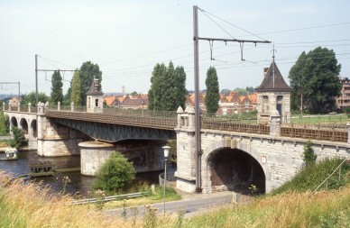 Brugge-Sint-Pieters - TH 85-7069.jpg